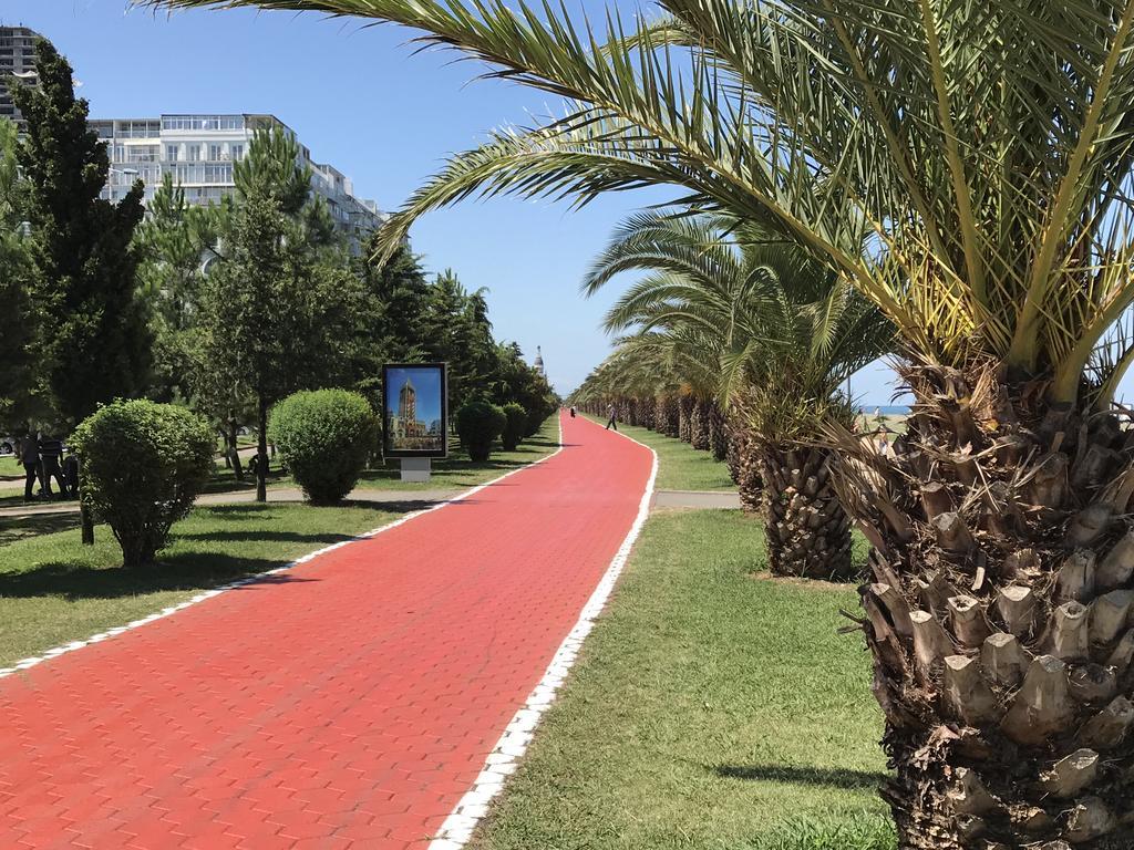 Batumi Center 3 Rooms City Side מראה חיצוני תמונה